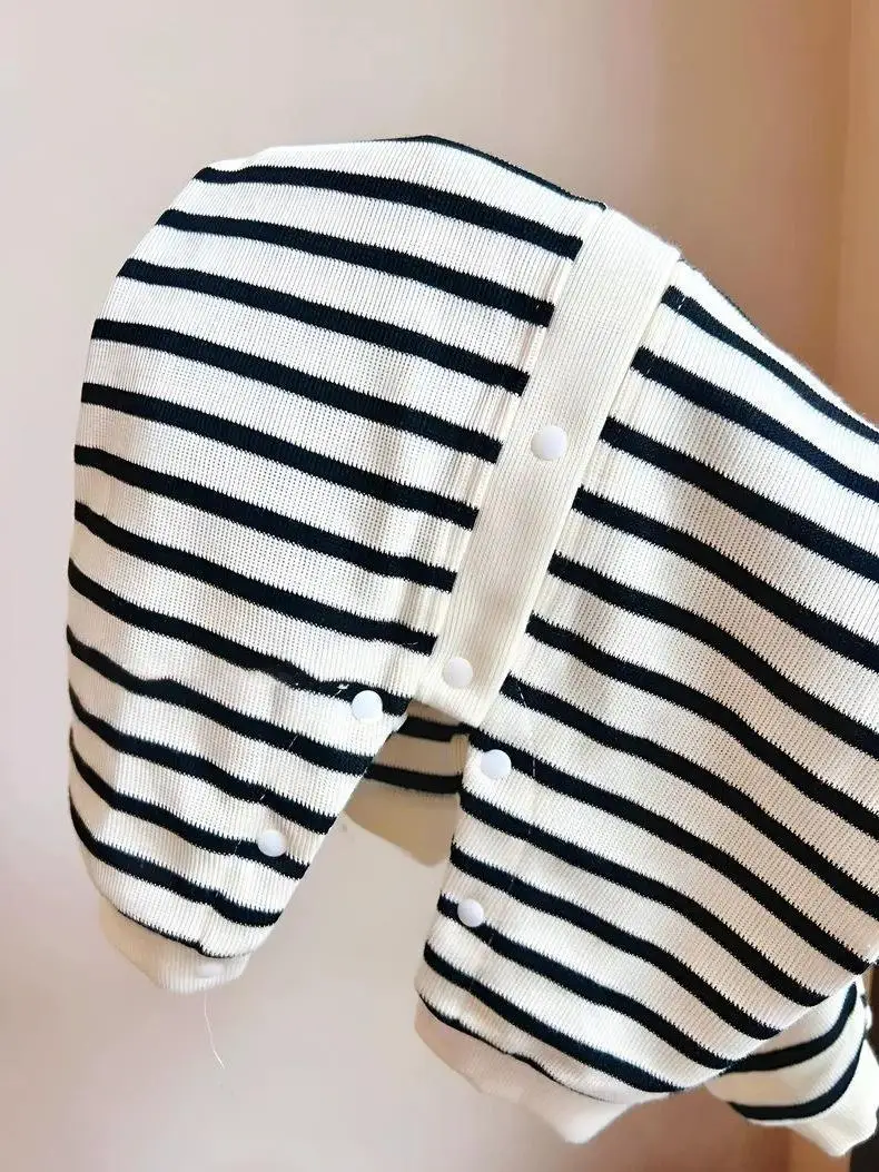 Ropa de bebé recién nacido primavera otoño Faion tejido a rayas Rer niños niñas bebé Bot abrigo ropa larga Sve piel de conejo