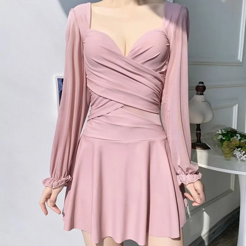 Corpo feminino, manga longa, roupa de banho conjunta, suporte de aço com almofada no peito, monocromático, babados casuais, novo verão, 2023