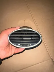 Genuine Dismount Used Car Front Dashboard Center Air vent Air Conditioner Vent Outlet For Ford FOCUS MK2 2005-2013