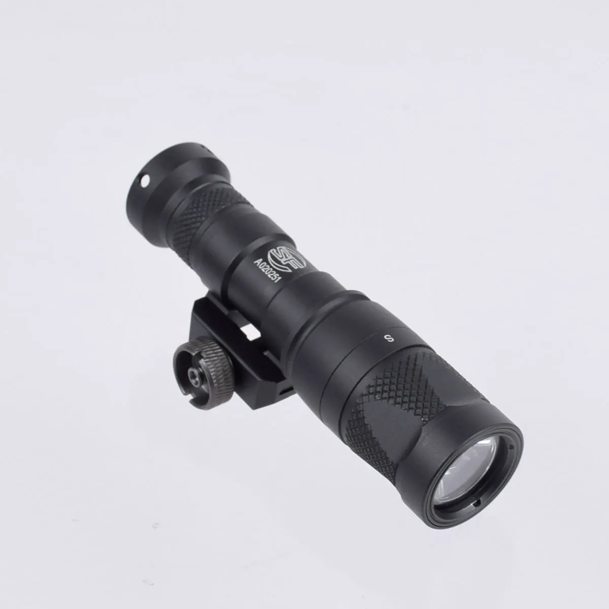 M300V Strong Light Tactical Flashlight Mouse Tail Wire Control