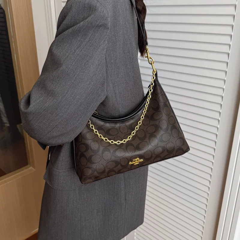 

Classic Leather Shoulder Bag For Ladies Crafted By Famous Designer With Timeless Elegant Luxury Brand Touch