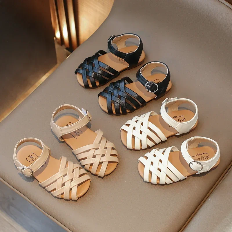 

Girls' Sandals 2025 Summer New Children's Buckle Open Toe Beach Shoes Soft Bottom Woven Little Girl Princess Shoes