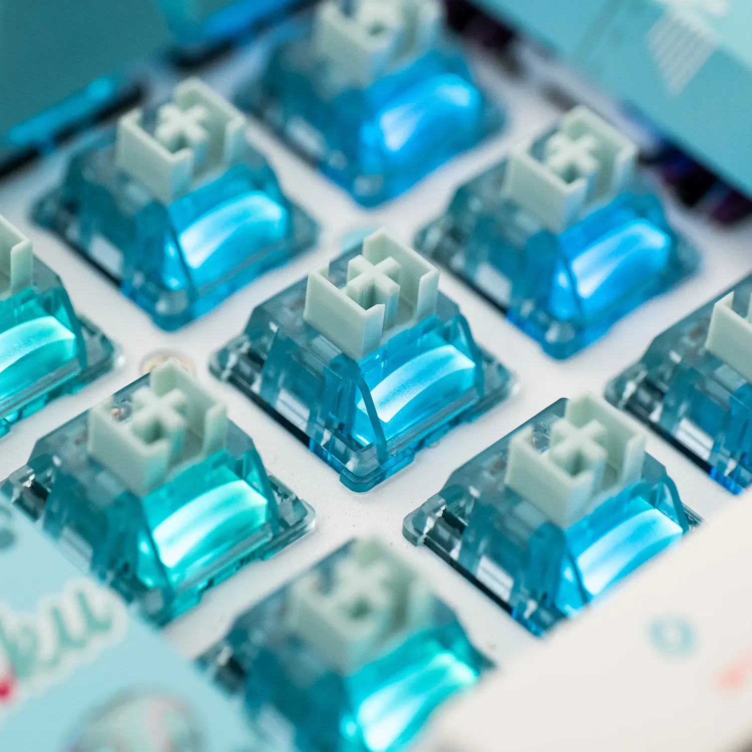 Akko Creamy Cyan Switch 5 Pins 50 ± 7gf Clicky Switch Factory Lubed Compatível com Teclado Mecânico MX para PC Gamer (45 pcs)