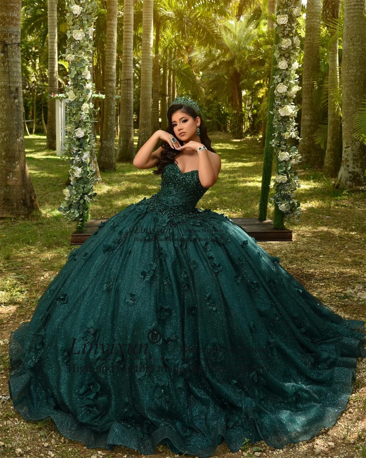 Green Ball Gown Quinceanera Dress Shiny Applique Lace Beading Crystals Corset Sweet 16 Birthday Lace Up Vestidos De 15 Años