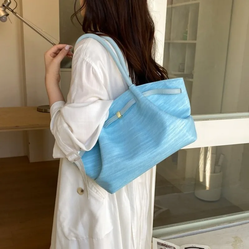 

Women's Textured Faux Leather Tote Bag with Top Handle, Casual Style for Daily Use, Work, Shopping, Commuting and Travel