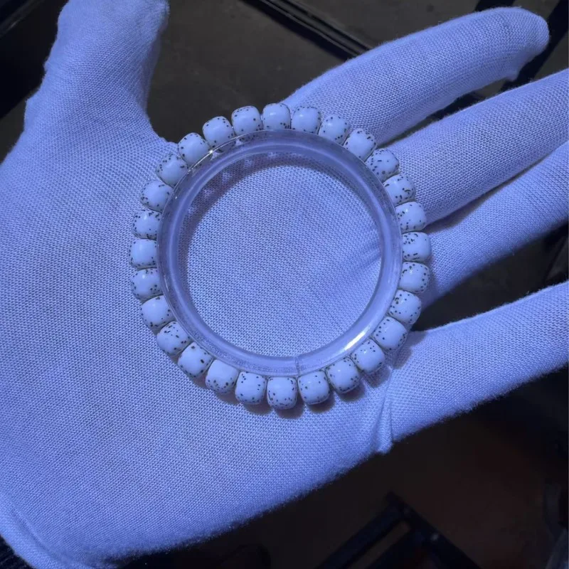 Pufferfish Moon Bodhi Single-Strand Bracelet, Featuring A Delicate Design And Ample White Space