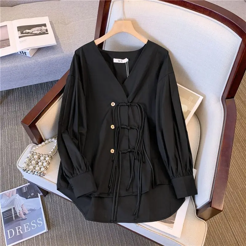 

Весна и лето 2024, новая дизайнерская рубашка с v-образным вырезом в китайском стиле, рубашка на пуговицах с кисточками для женщин, свободный нишевый топ