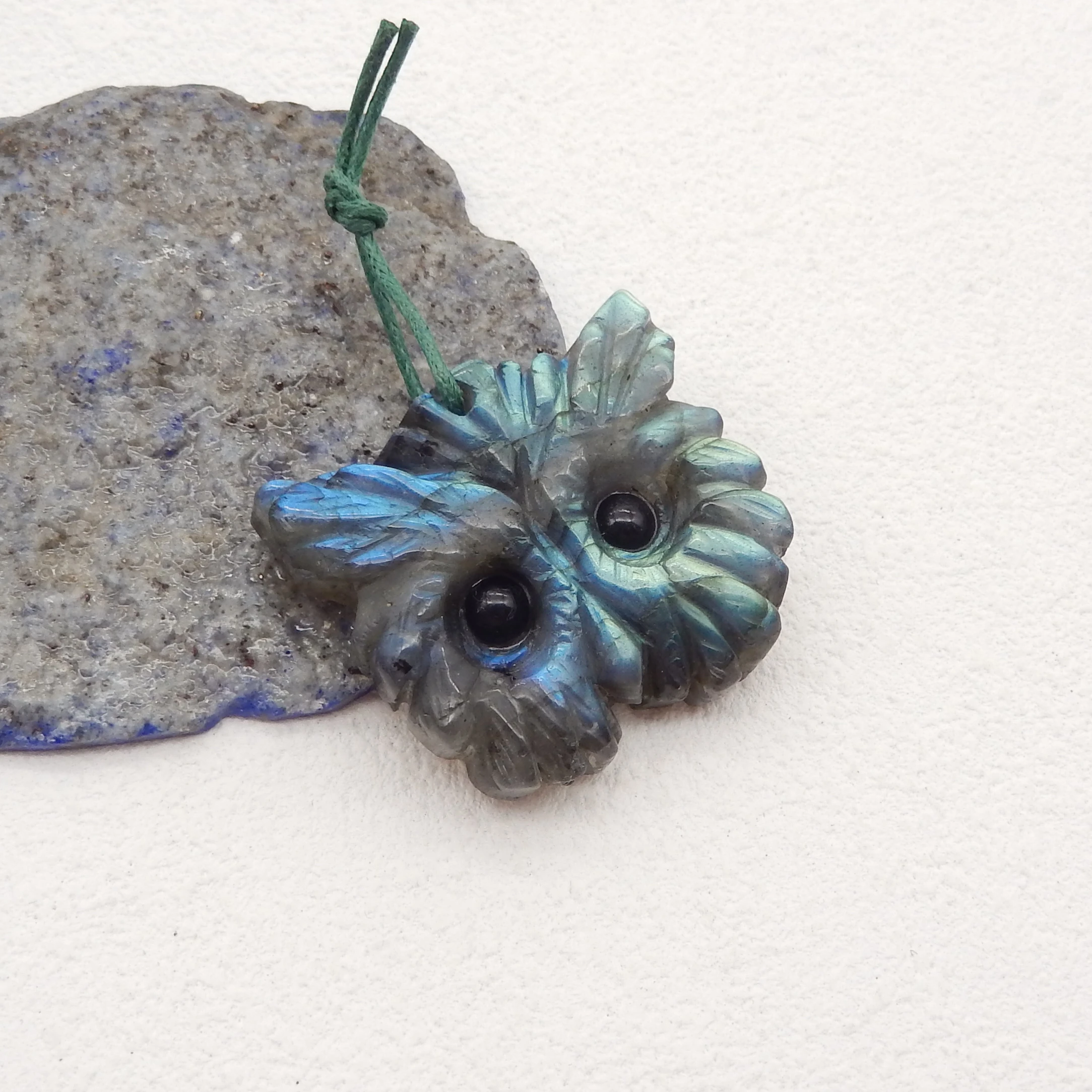 Handmade Jewelry Flashy Labradorite Carved Owl Head Pendant Bead,Natural Stone Necklace Accessories Women Men Gift 31x35x9mm 20g