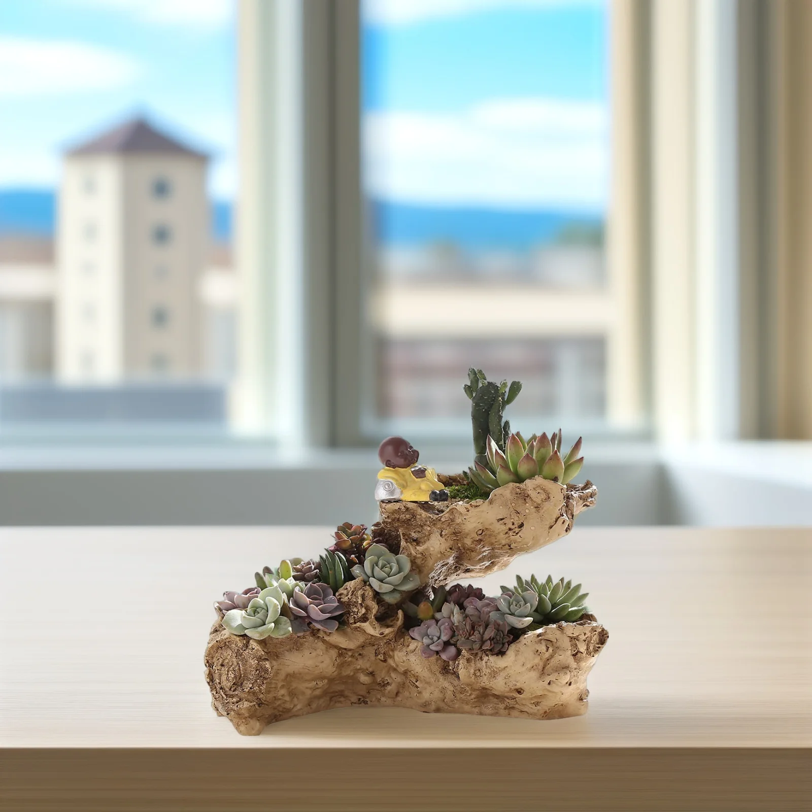 

Resin Twisted Driftwood Planter Sculpture 3 Multilayer Pots Vertical Succulents Pots Decorative for Balcony
