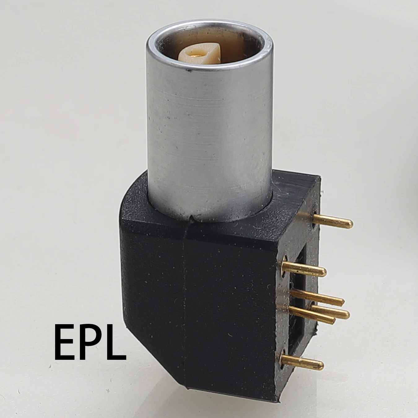 EXP 0S half-moon Single-pole and multi-pole connectors 302 303 304 305 306 Push-pull self-locking connector Elbow 90° socket
