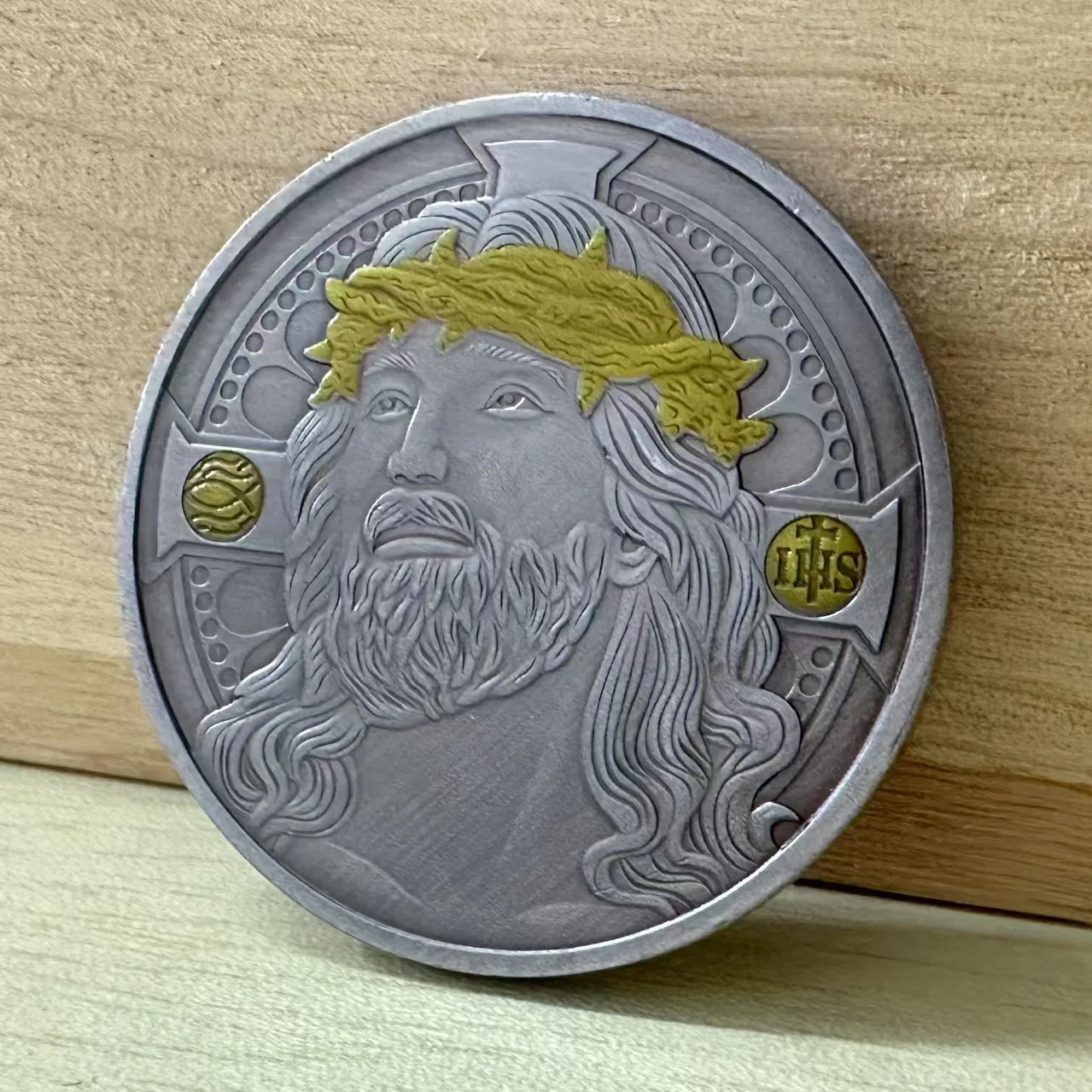 Retro Jesus Commemorative Coin Christian Cross Pray Collectibles Souvenir Challenge Coin