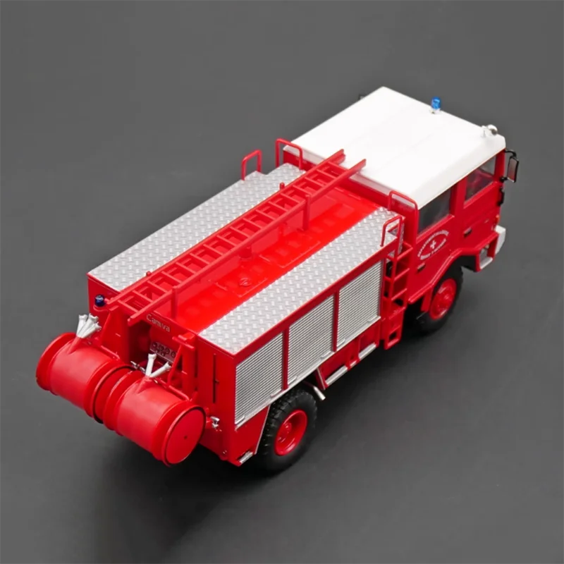 Diecast 1:43 Scale Ixo Berliet GBD Fire Truck Off-road Pump Truck Alloy Vehicle Model Finished Collection Gift Toys