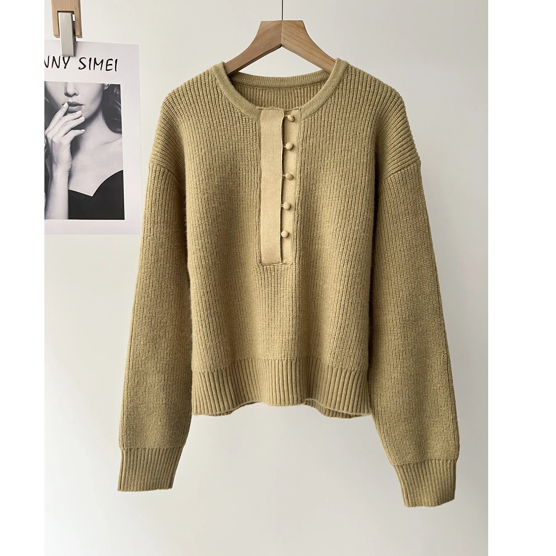 

Женский свитер с круглым вырезом на пуговицах, вязаный, мягкий, в стиле casual, для офиса, зимний, 16a-2285