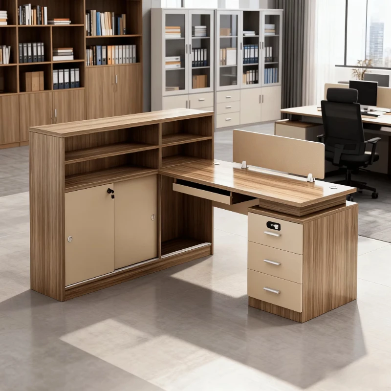 

High-quality commercial workstations, elegant Italian designer desks