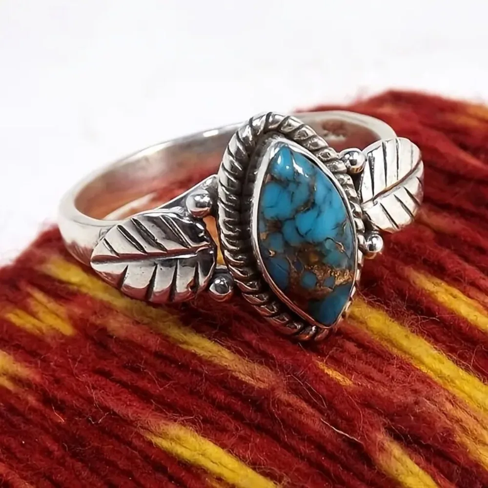 Bohemia Retro Geometry Marquise-shaped Imitation Turquoise Leaves Rings for Women Status Symbol Finger Jewelry Accessories Gift