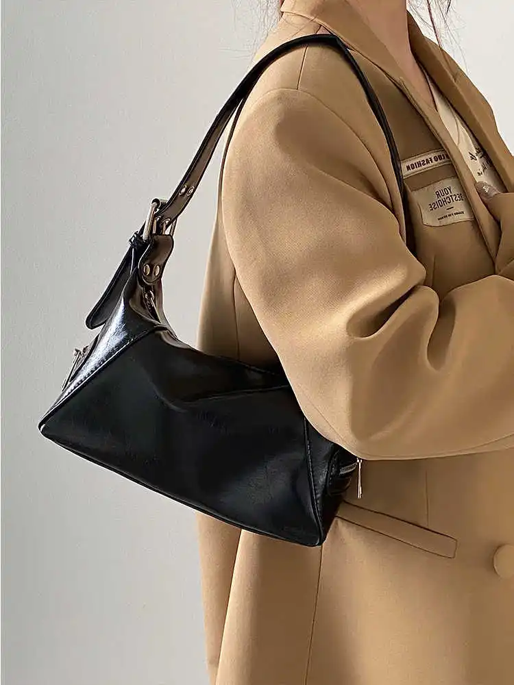 Thumbnail 2 - #65 Best Baguette Bags to Buy In 2026