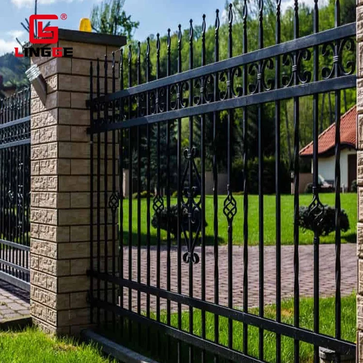 Park Durable Custom Waterproof Aluminum Alloy Fence Public Area Prevent Insect Damage Rustproof Electrostatic Spraying Railings