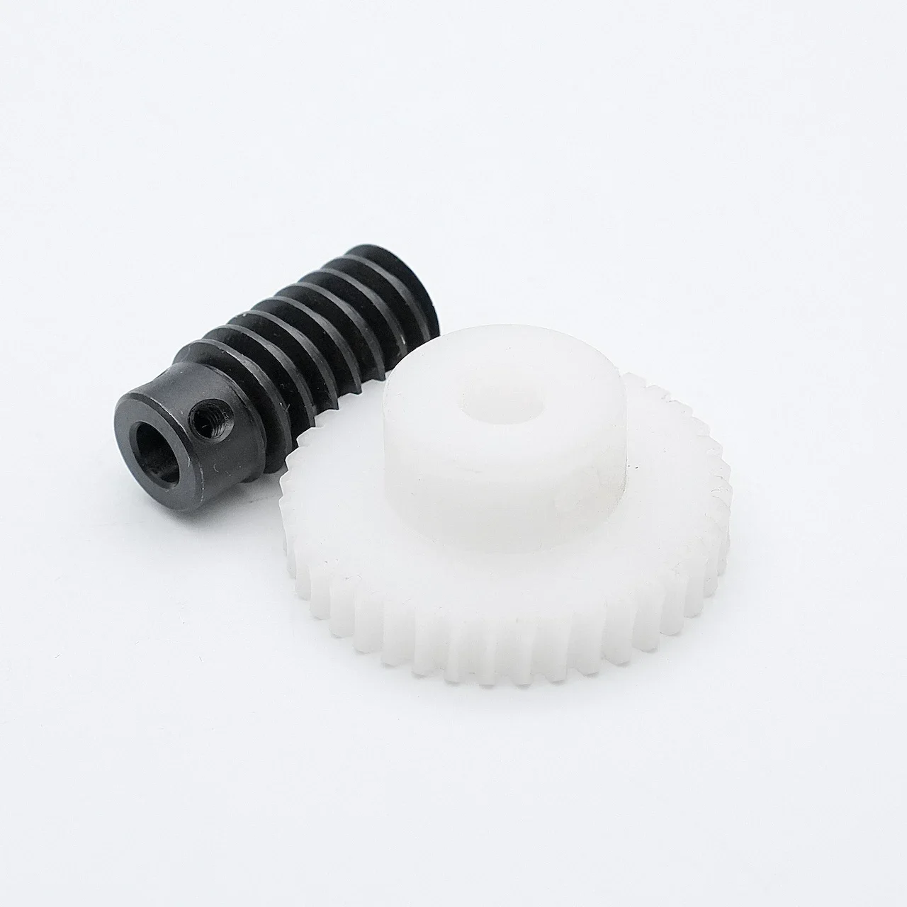 0.8M 1:1 Standard Precision Worm Gear Set POM 20/30/40/50 Teeth Turbine Quality Parts 5/6MM Reducer Lightweight Low Noise