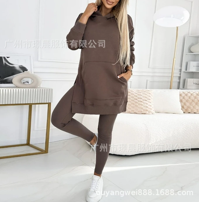 A Lively and Casual Girl with A Relaxed Commuting Style, A Loose Hooded Sweater and Pants Two-Piece Set