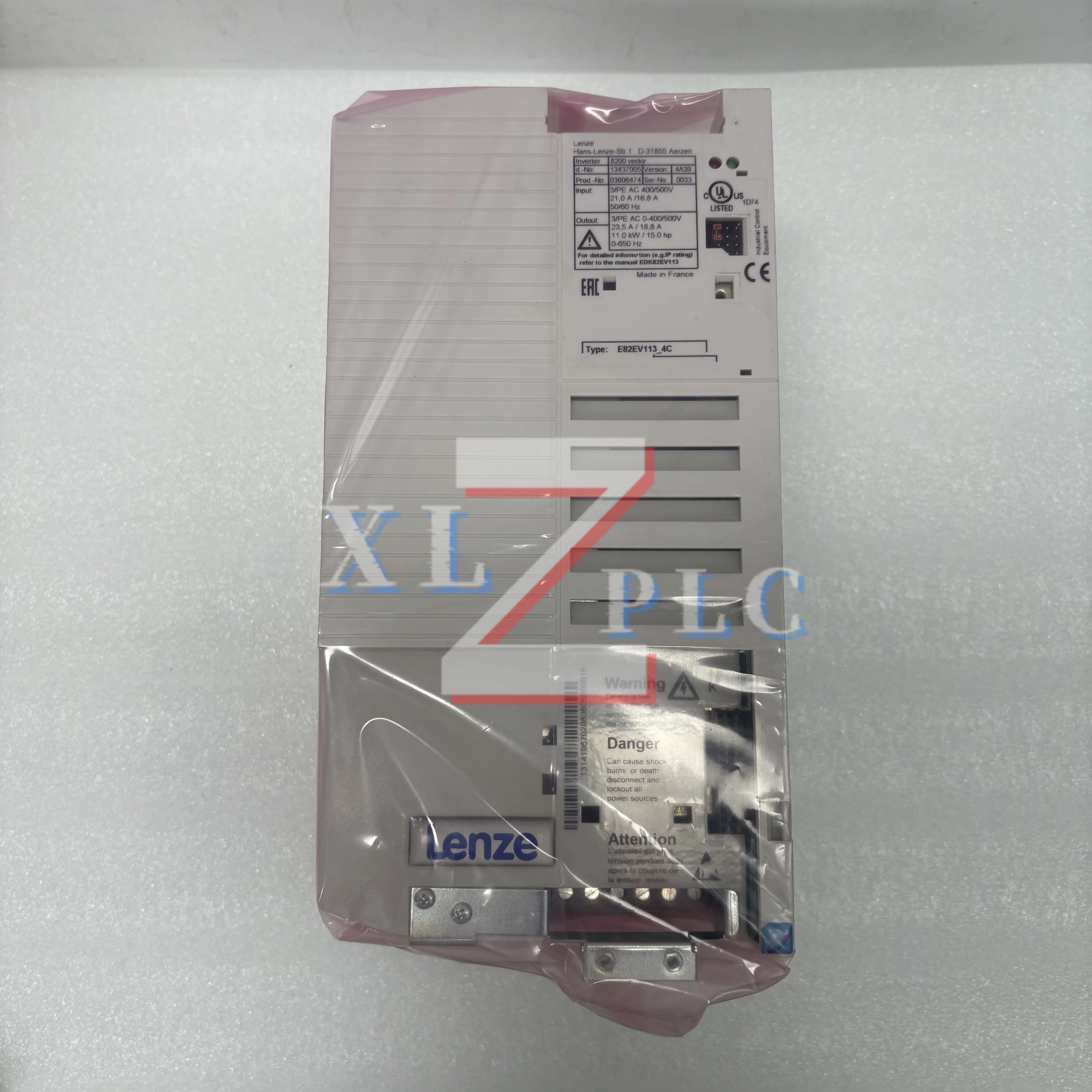 Servoazionamento nuovo originale E82EV113K4C E82EV113K4C200 E82EV752K4C E82EV752K4C200