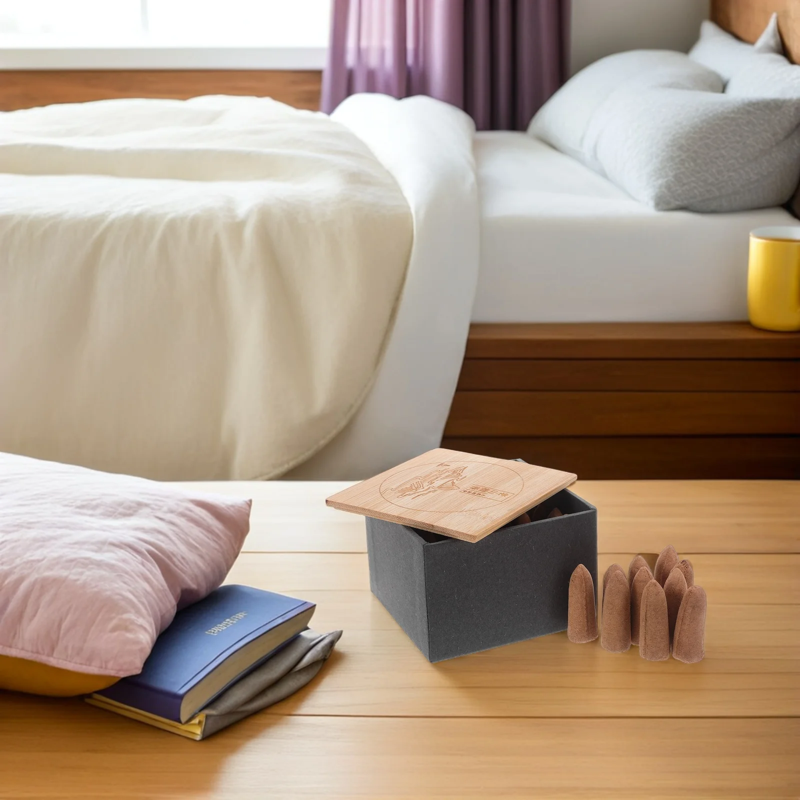 

Natural Sandalwood Backflow Incense Cones Purification Aroma for Yoga Meditation Office Home Relaxation Relaxing Aromatherapy