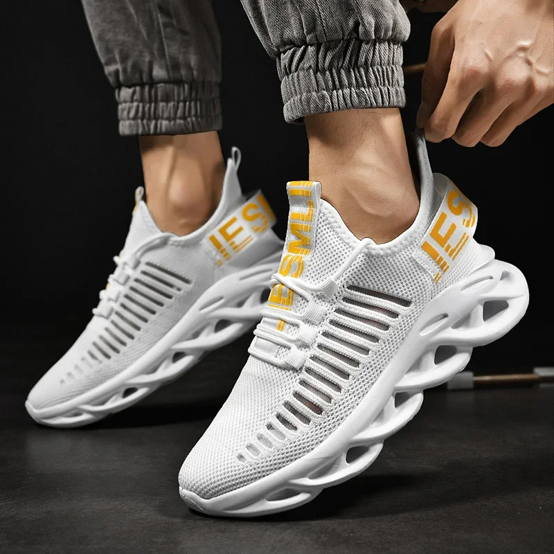 Sequins Men's Sneakers Man Luxury Designer Trainer Light Sports Shoes Unique Basket Ball Shoes Unique Men's Sports Boots Tennis