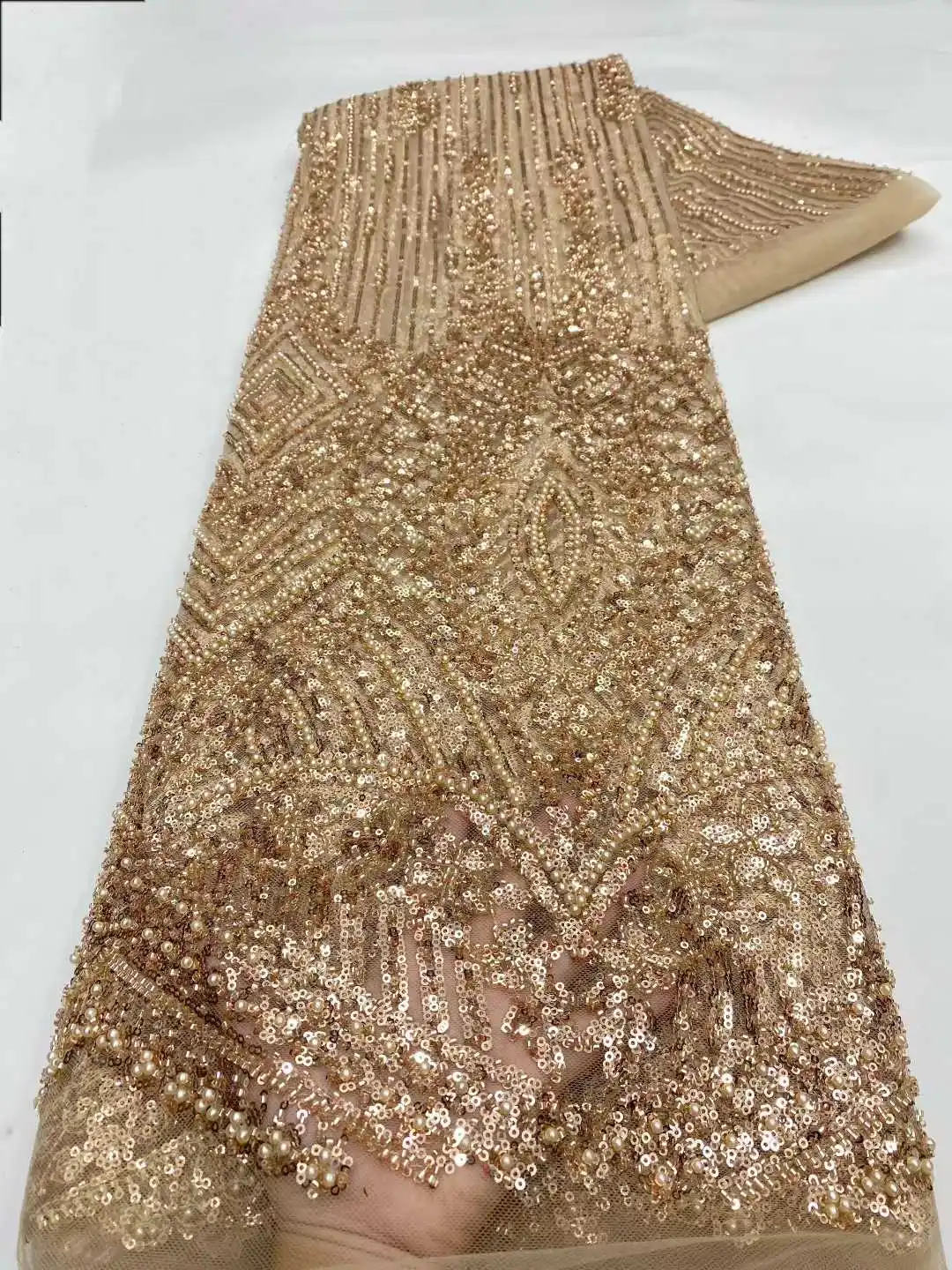 

Luxury Hand Beaded Lace Fabric Bridal Fabric High-end Wedding Fabrics French Nigerian Sequins Embroidered on Tulle 5 Yards,