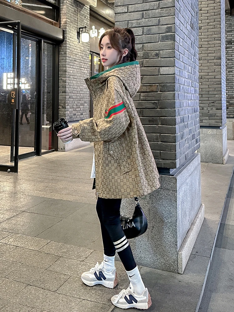 

Khaki Color Women's Jaet 2025 New Sle Spring Autumn Design Small Size High End Ladies Windbreaker Commute Sle Loose Fit