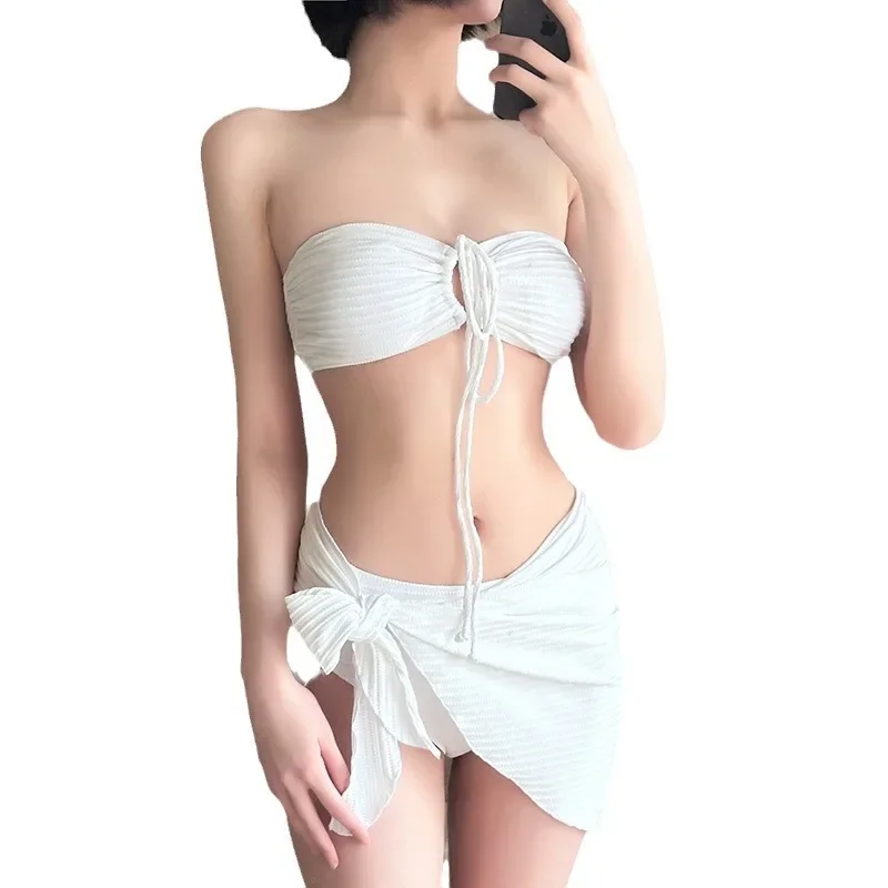 ชุดว่ายน้ำบิกินี่สไตล์ไทย 3 ชิ้น รุ่นใหม่ ขายดีประจำปี 2025 ดีไซน์เรียบหรู ช่วยให้ดูผอมเพรียว แฟชั่นสำหรับสาวๆ