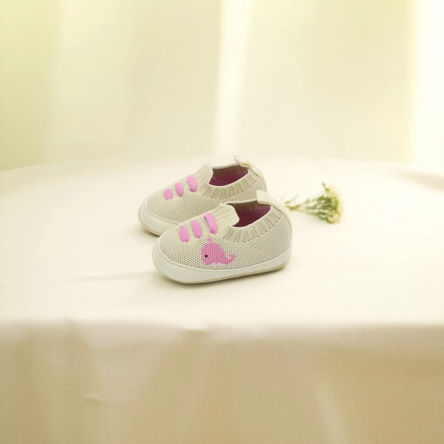 여성용 베이비 캔버스 신발, 캐주얼 신발, 베이비 워킹 슈즈, 속이 빈 미끄럼 방지 통기성 0-1세