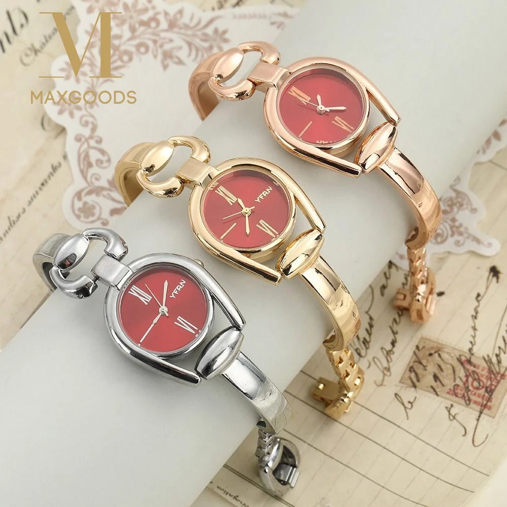Vintage Round Bracelet Watch Button Design Elegant Ladies Watch Luxury Metal Quartz Watch Women