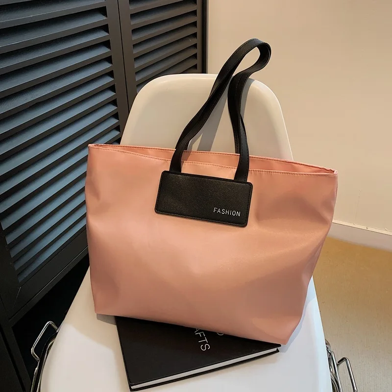 New Lightweight Tote Commuting Large Capacity Simpl Fashionable Nylon Fabric Color Blocking Splicing exquisite single Shoulder