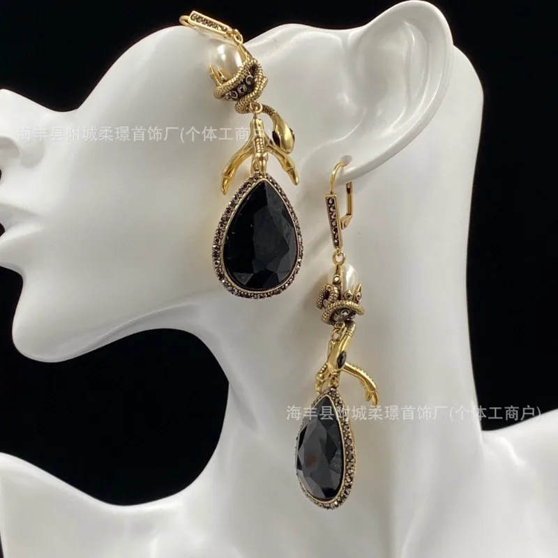 بسيطة الراقية تصميم المتخصصة رسالة الأزياء تنوعا 2023 مجوهرات حجر الراين قلادة