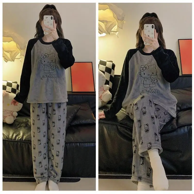Cartoon Hallo Kitty Frauen Pyjamas Winter Flanell Nachtwäsche Mädchen Casual Lose Hause Anzug Verdickt Wärme Damen Homewear Außerhalb