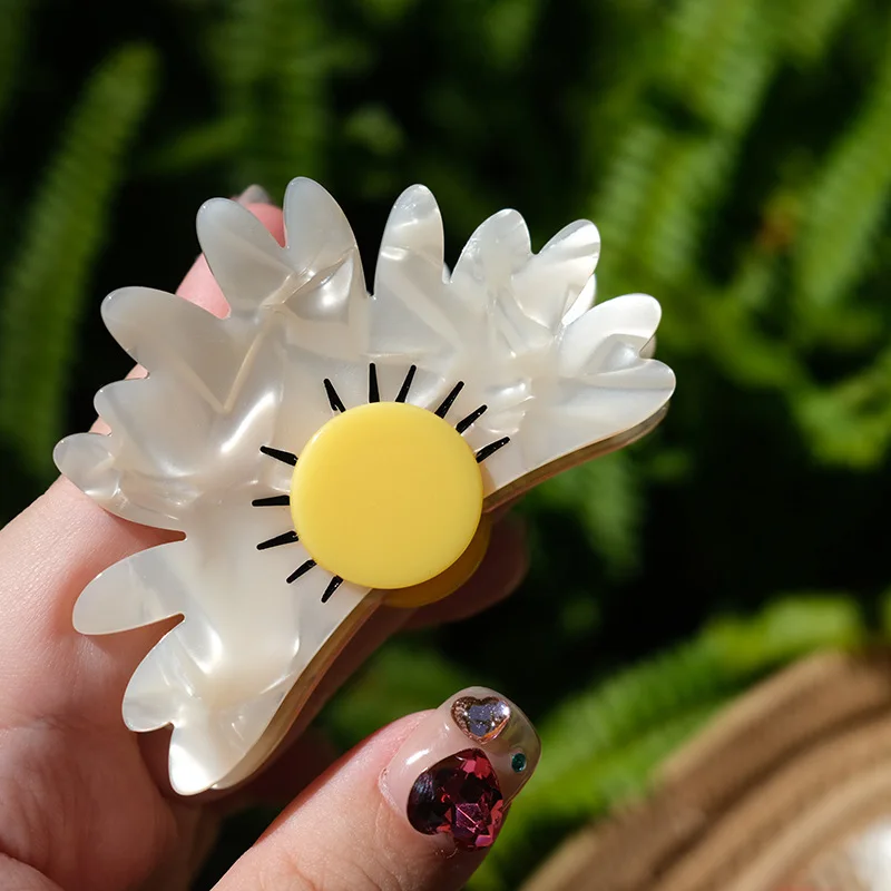 

Cute Acetate Daisy Flower Shark Clamp Hairpin Korean Non Slip Ponytail Floral Hair Clip Claw For Women Girl Accessories Headwear