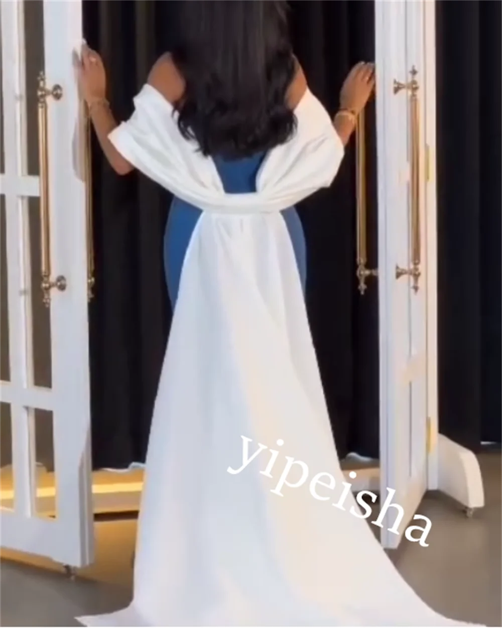 Jiayigong-vestido Midi con diamantes de imitación para mujer, traje de cuello cuadrado, a medida, Arabia Saudita