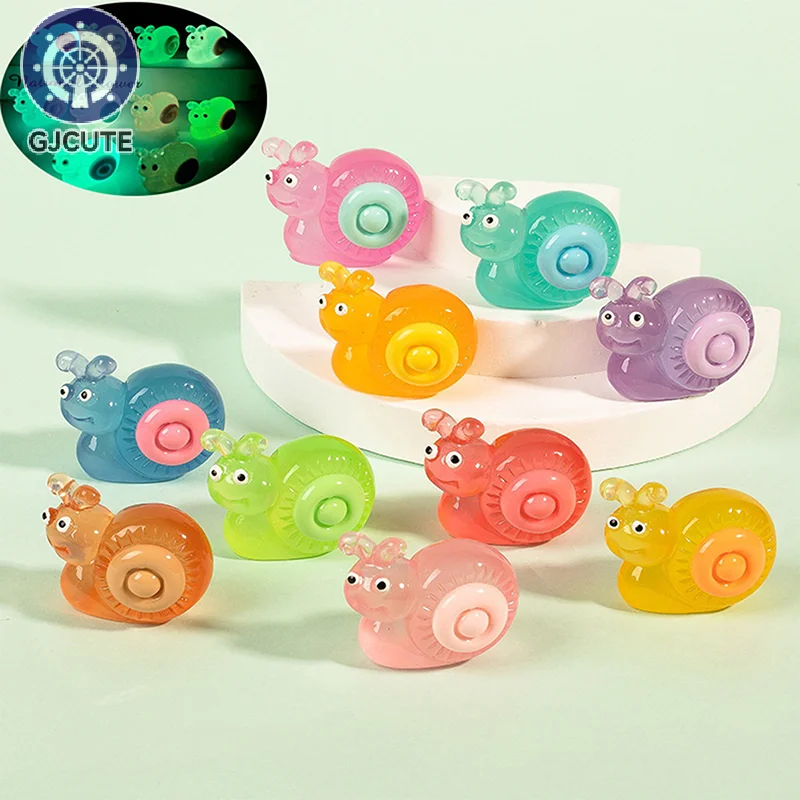 

Luminous Snail Resin Ornament Cartoon Creative Decor Mossy Micro Glue Glow-in-the-dark Diy Material Resin Accessories