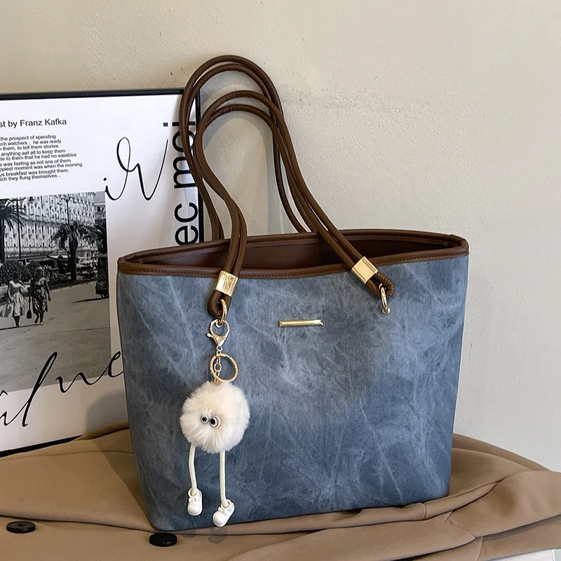 

2025 Новая студенческая большая сумка большой вместимости для занятий и поездок на работу, универсальная сумка, сумка через плечо для подмышек