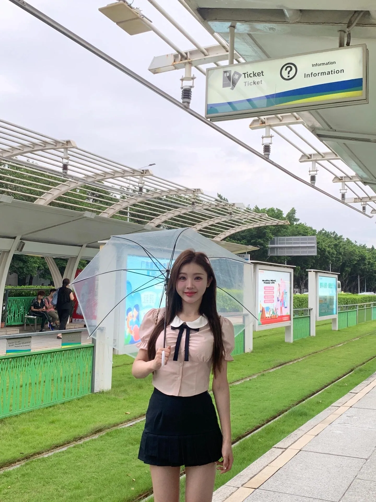

Korean Style JK Uniform Pink Doll Collar Waist-Cinching Shirt College Style Pleated Short Skirt Themed Women's Set