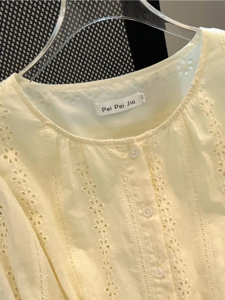 Long Sve round Ne Hollow out Embroidery irt Women's Loose ort Sle Top Korean Sle Commute Faion Autumn Season