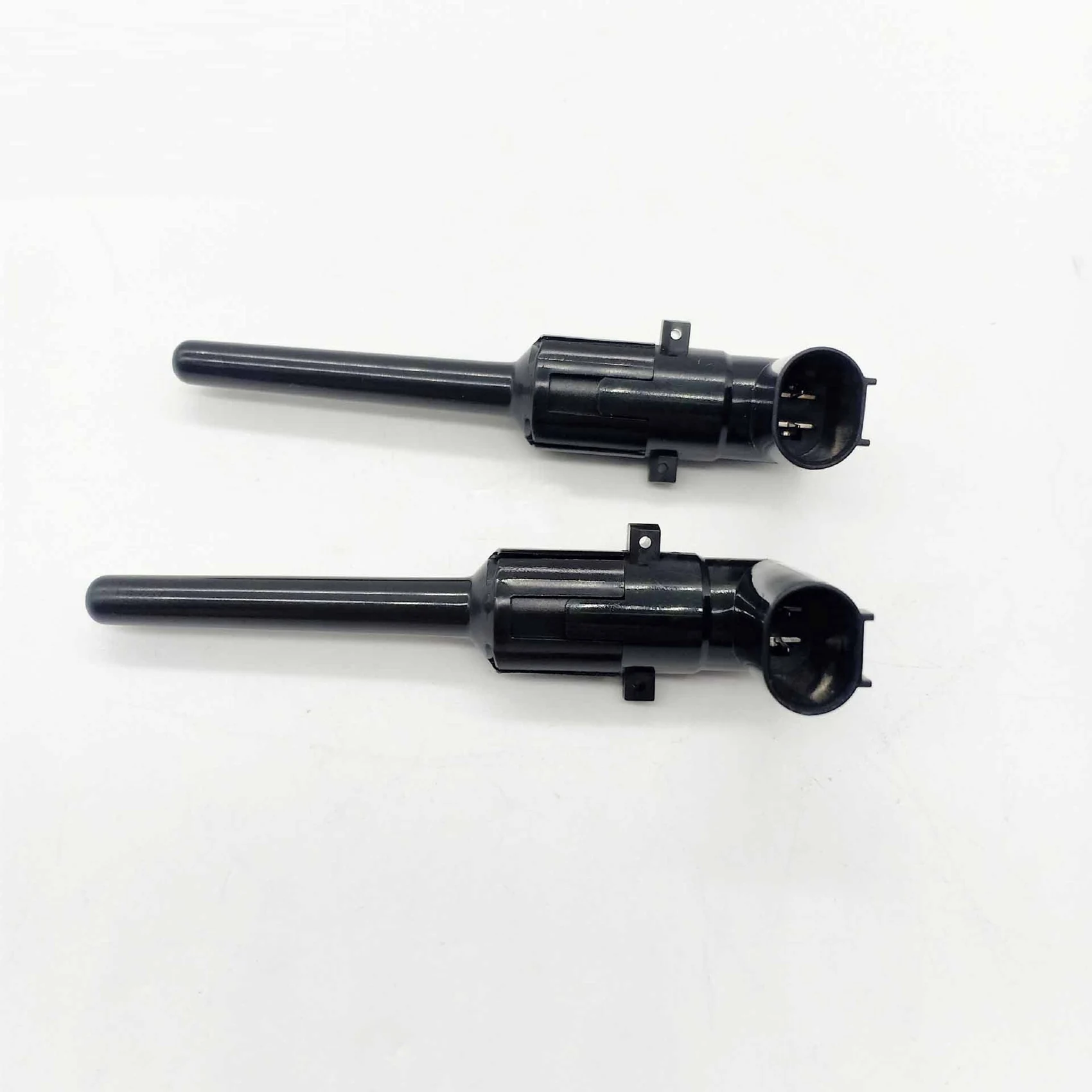 High-Quality Coolant Level Sensor Water Detection A2205450024 For W211 E200 E220 E240 E280 E300 E320 E350 E270 E40