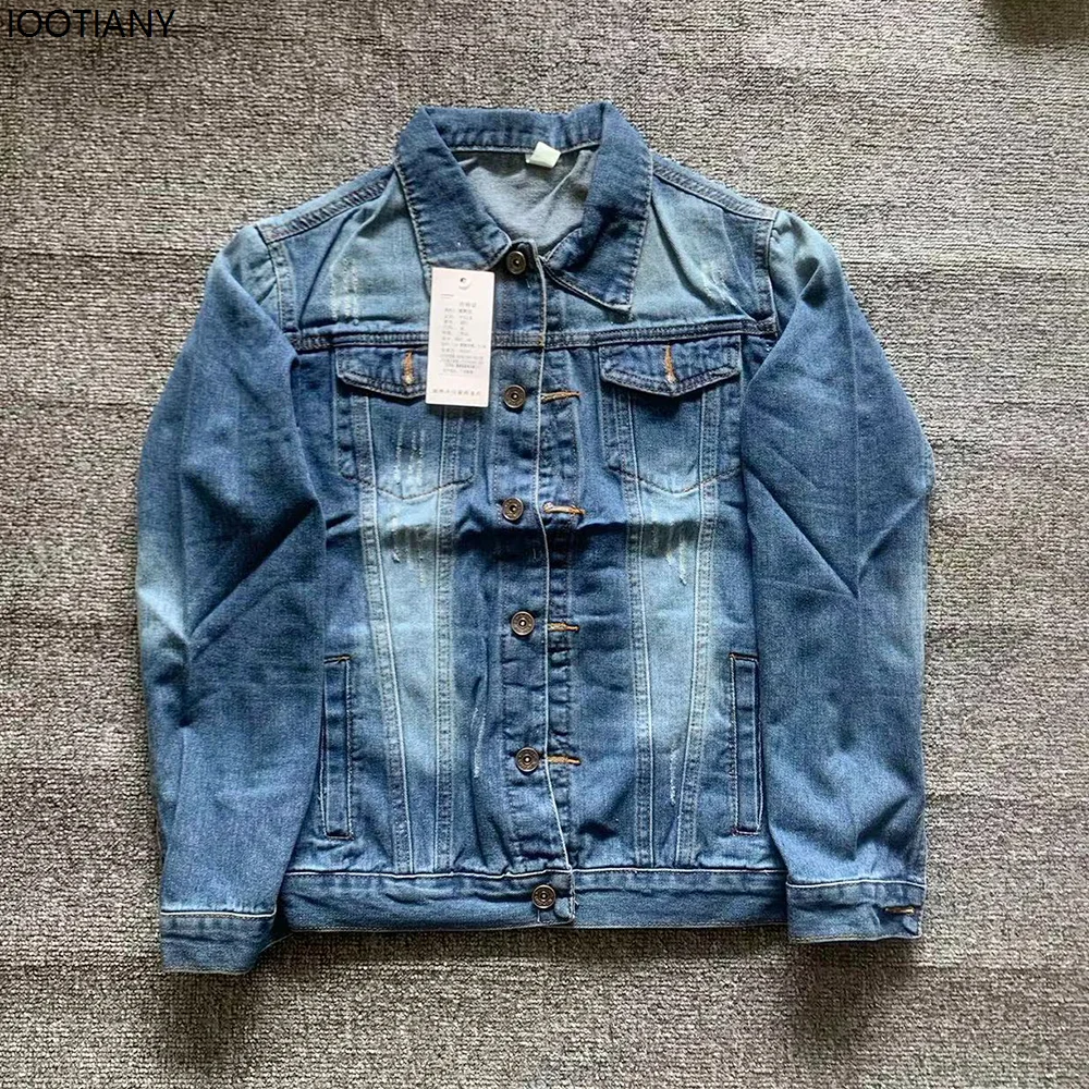 سترات خريف 2025 مطرزة من قماش الدنيم للرجال ملابس شارع زرقاء مغسولة معطف ضيق ممزق ملابس خارجية غير رسمية للدراجات النارية