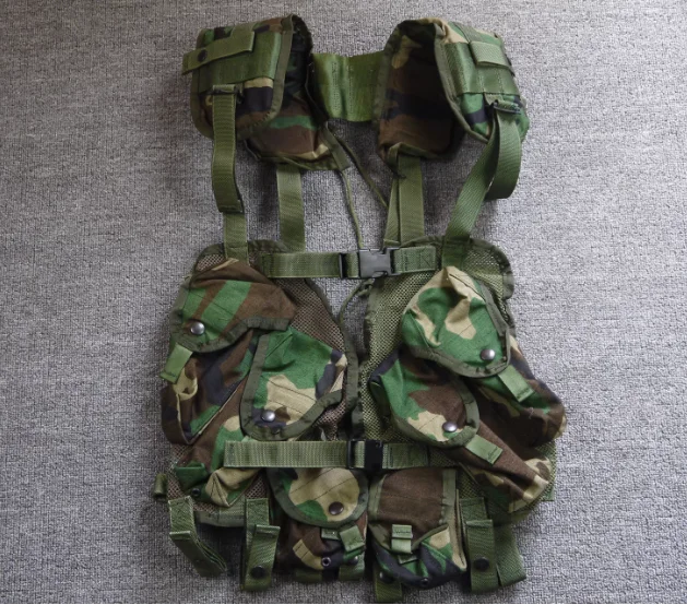 

Военный выпущенный жилет ALICE LC System LBV-2 IIFS System LBV с диагональным карманом