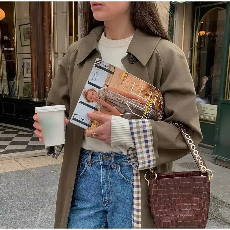 Loose Fit Lightweight Coat with Streetwear Style Midi Length Three Quarter Sleeve Wrinkle Finish Double Collar Women Autumn Coat