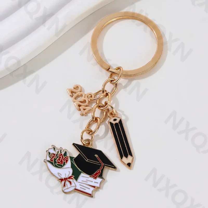 2024 Graduation Pencil Bachelors Hat Book Cartoon Enamel Keychain Graduated Gift For Friend Student Teachers Handmade Jewelry