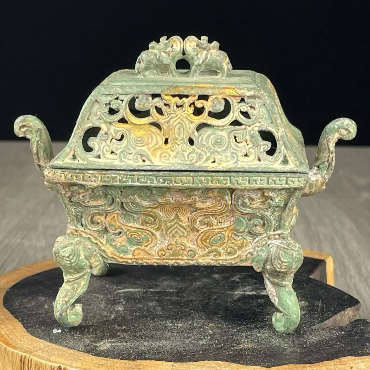 Vintage antique collection Green embroidery four-legged binaural square tripod double elephant incense burner Auspicious fortune