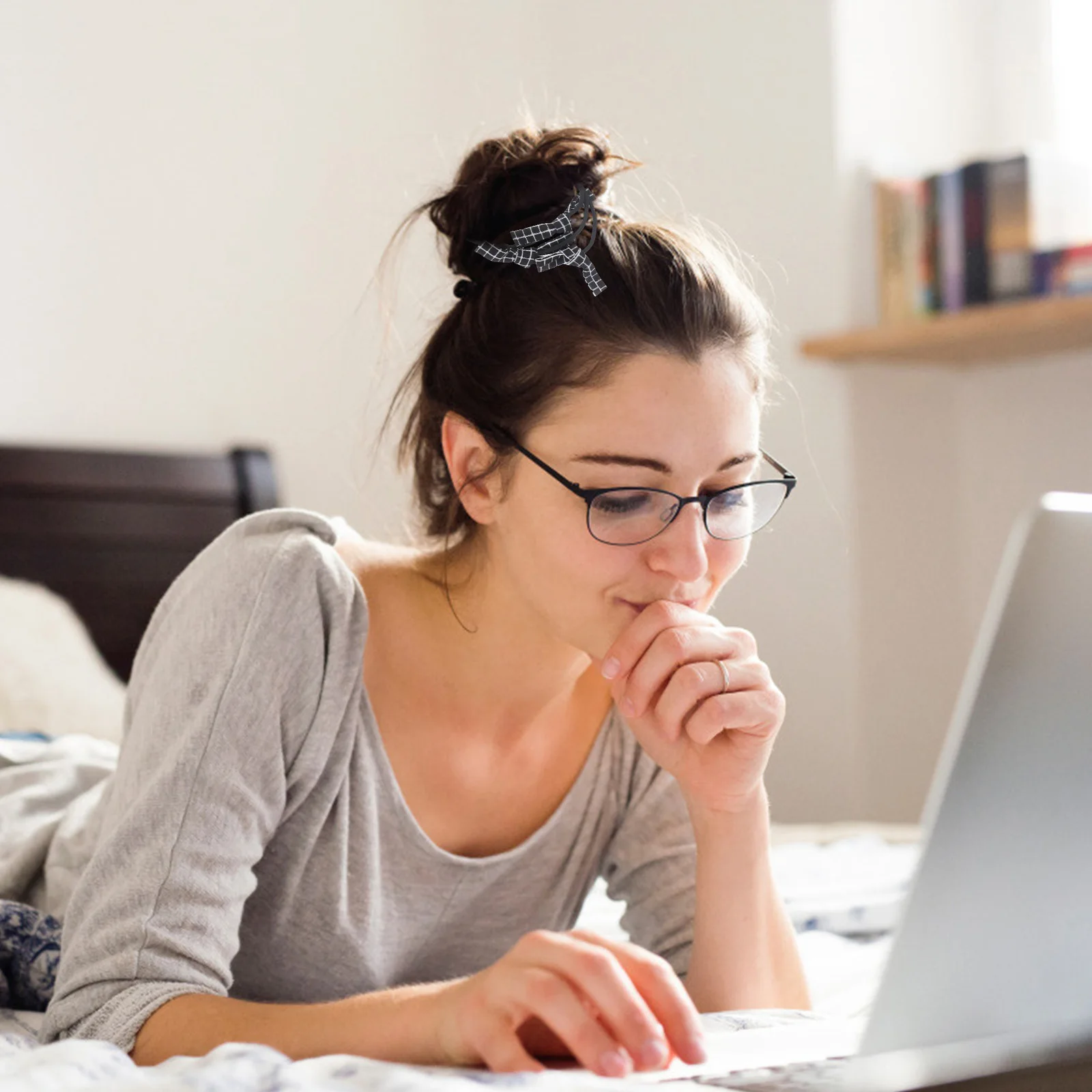 

4pcs Bands Set Nylon Ties For Women Durable Elastic Head Rope Gift Box Design Hair Circle Ring Women Hair Accessories