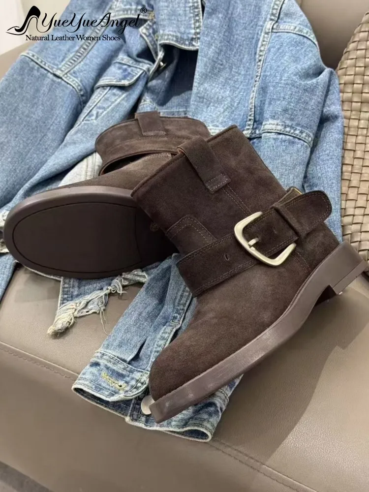 

Уличные ботильоны из натуральной кожи с круглым носком на массивном каблуке, однотонные женские туфли на платформе из коровьей замши с пряжкой и ремешком