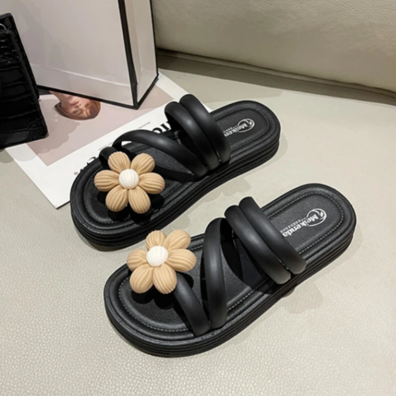 New Roman Flower Women\'S Sandals Elegant Summer Cloud Slipper Fanshion Designer 2024 Trend Flat Shoes For Women