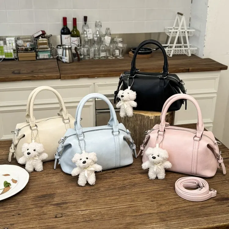 

High-end Foreign Style Small Bag Women's 2026 New Fashion Versatile Messenger Bag Exquisite Super Fire Handbag Pillow Bag